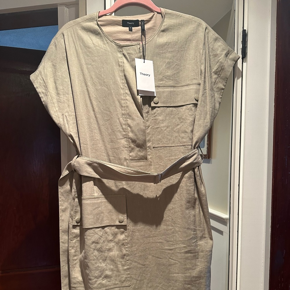 Theory Light Tan Short Sleeve dress
